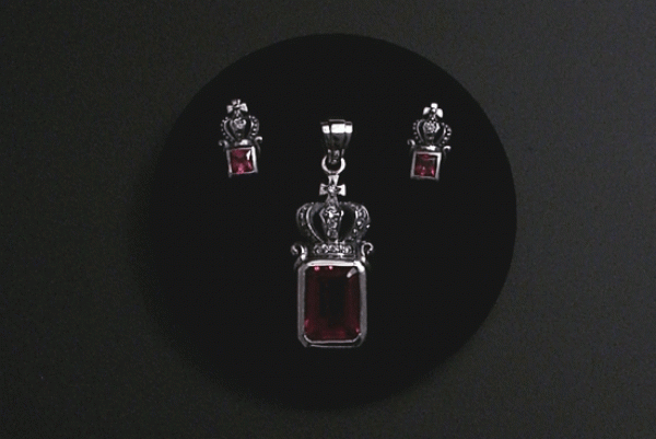 Ohrringe Krone rot Gothicschmuck
